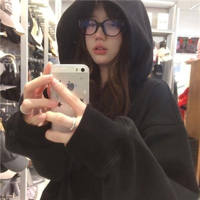 克莱尔的相机 海报